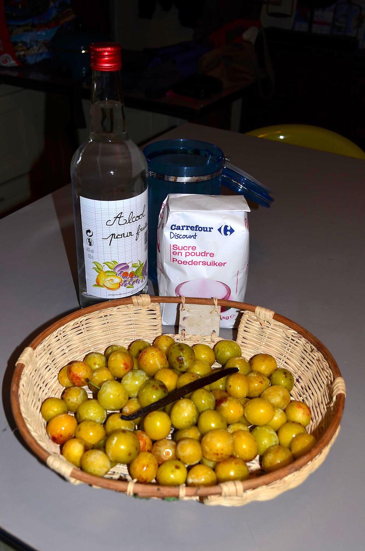 recette MIRABELLES A L'EAU DE VIE