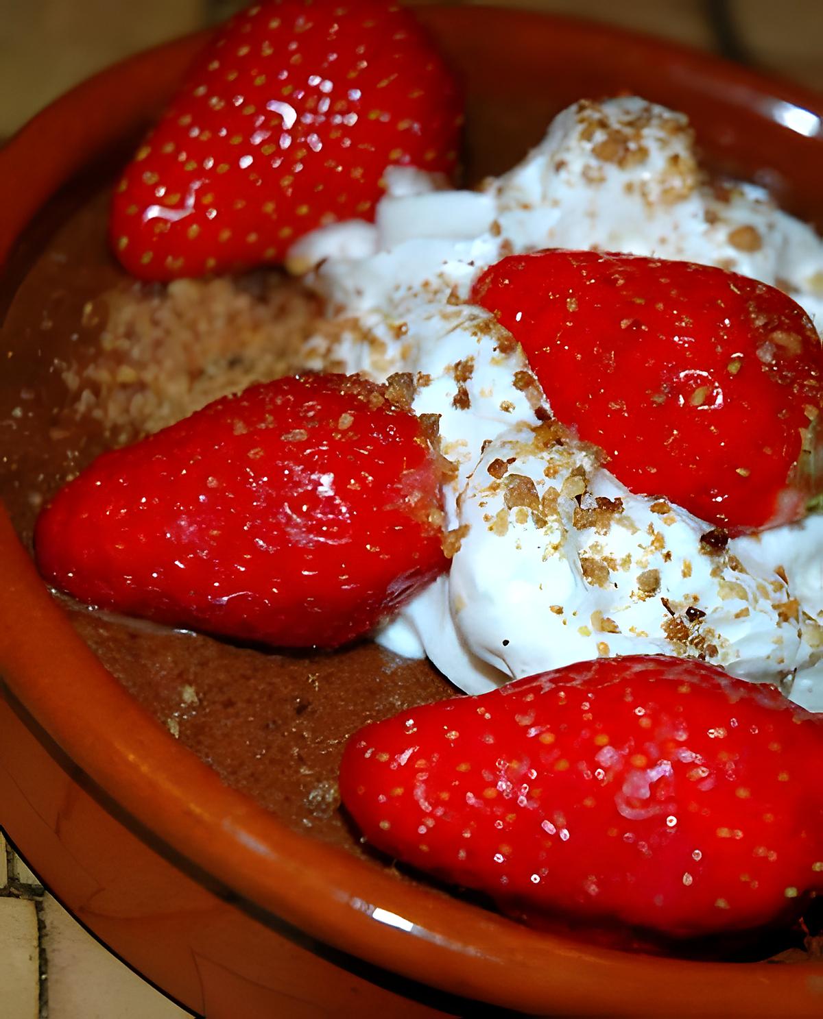 recette Mousse praliné-pistache et fraises