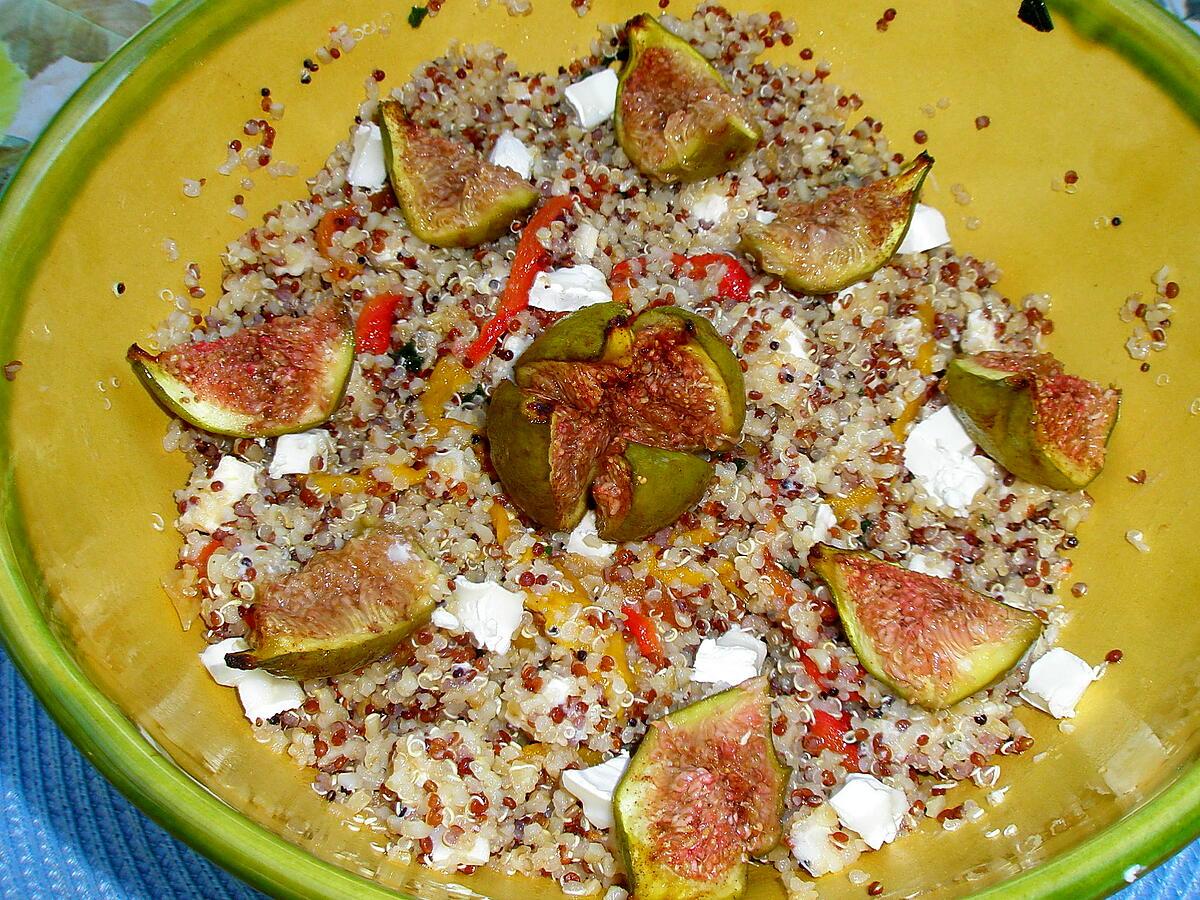 recette Salade de quinoa aux poivrons marinés et figues rôties