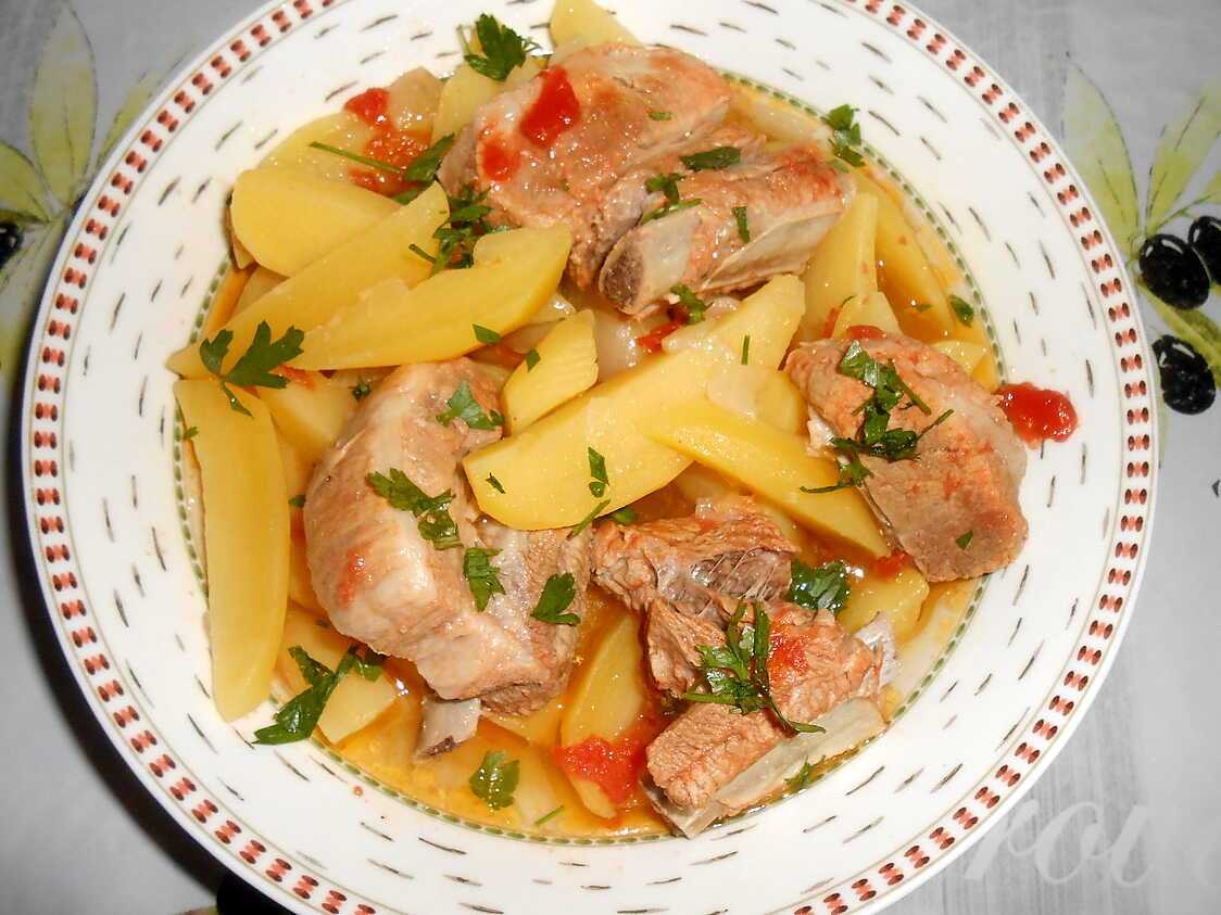 Recette de TRAVERS DE PORC AU BOUILLON