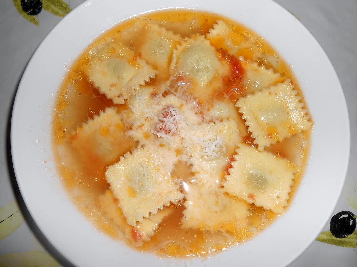 recette RAVIOLI AU BROCCIU AL BRODO (au bouillon)