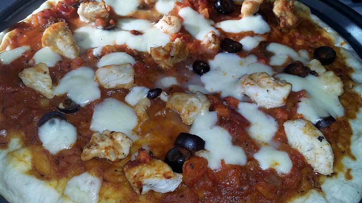 recette Pizza au poulet façon chasseur