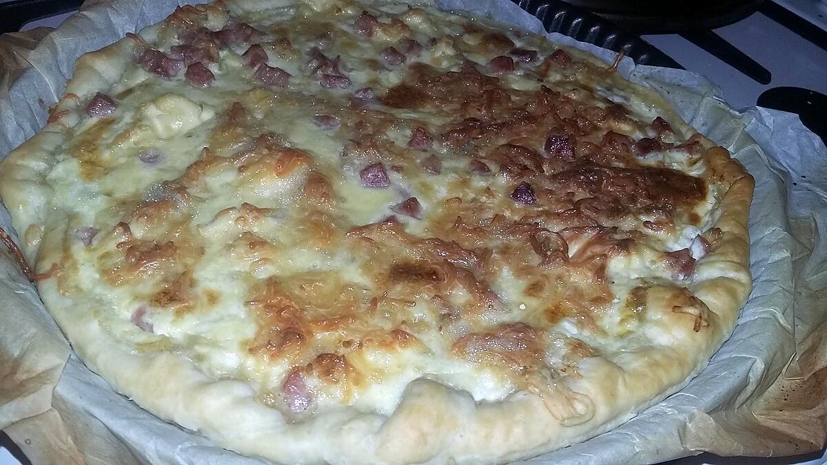 recette Quiche au dès de jambon, kiri, emmental