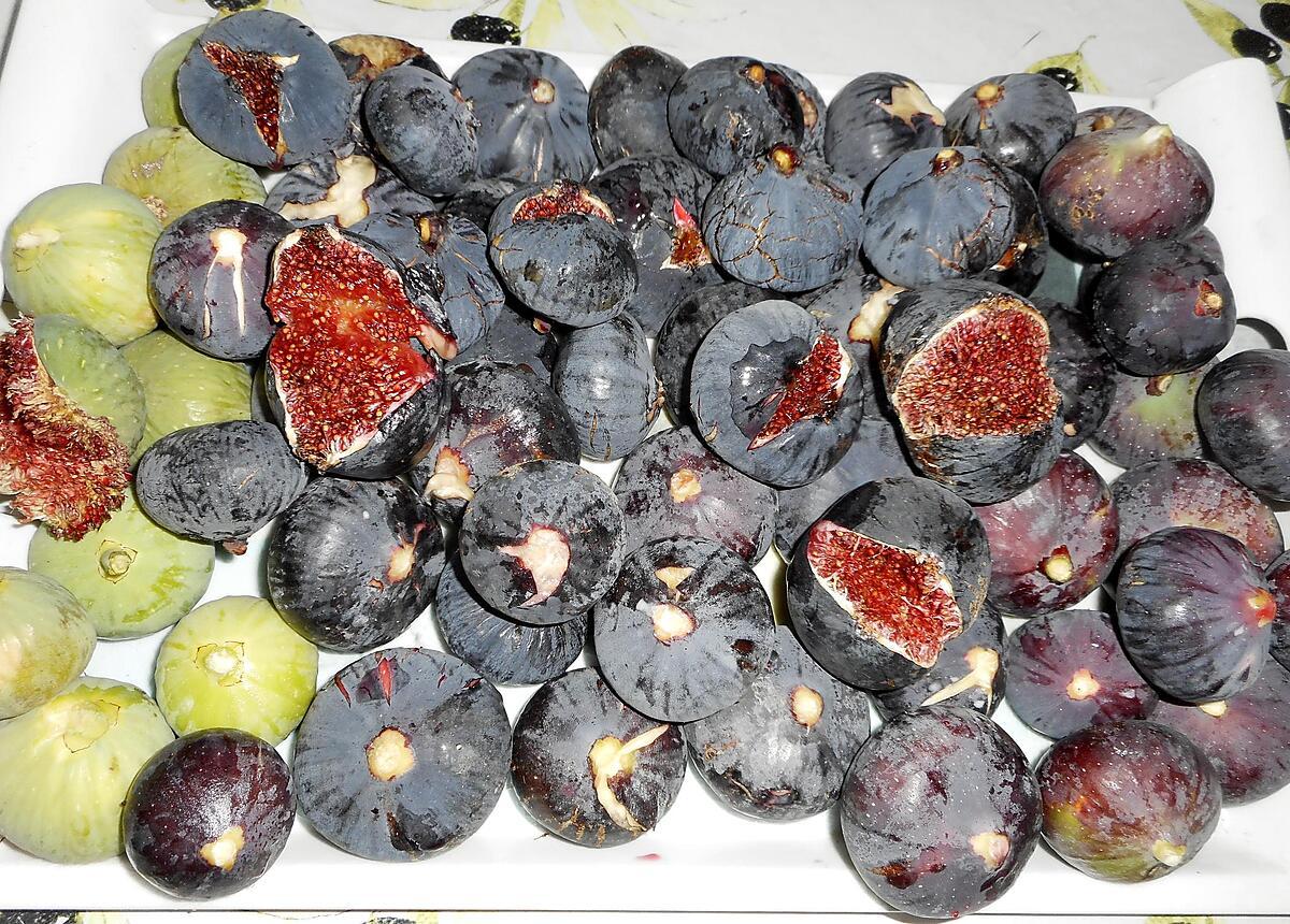 recette CANETTE AUX FIGUES ET AUX RAISINS