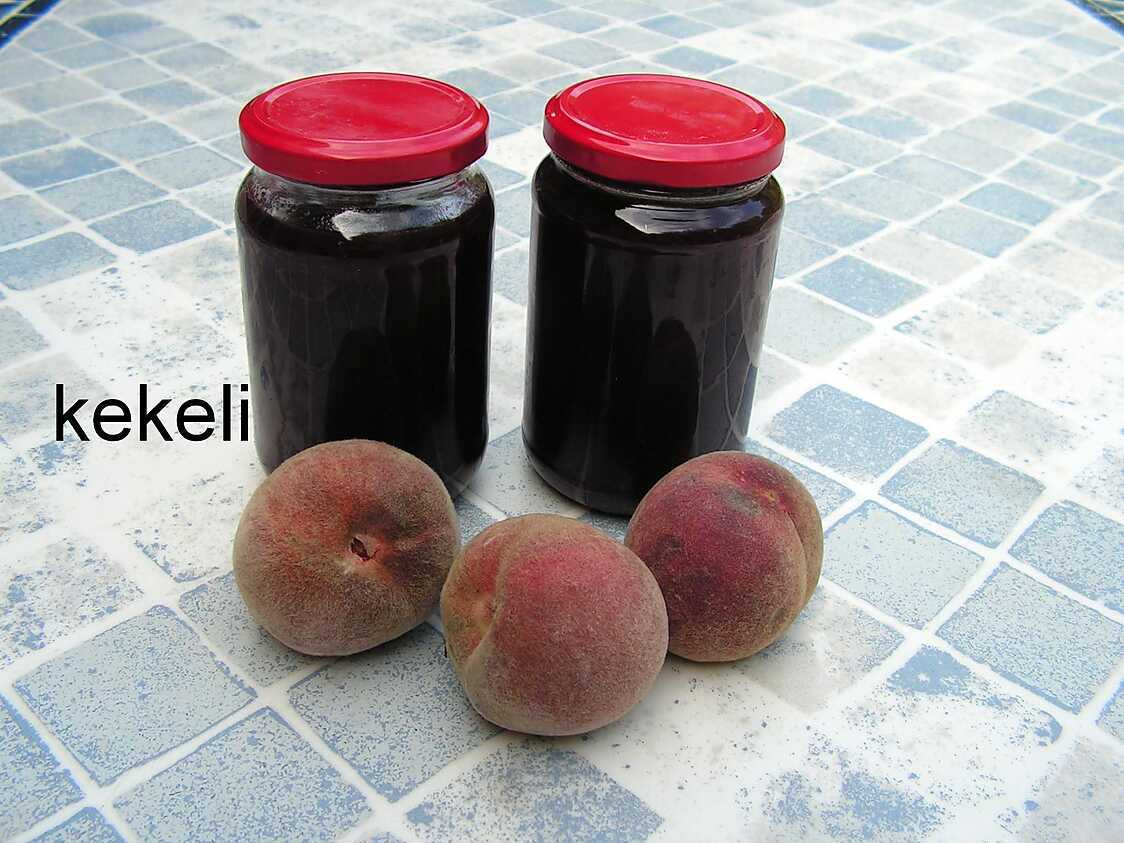 Recette de Confiture de pêches de vigne