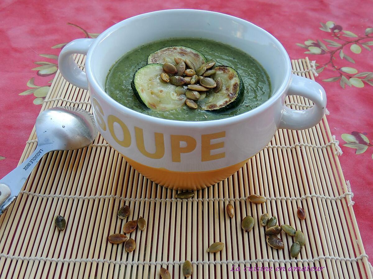 recette Velouté de courgettes et graines de courge