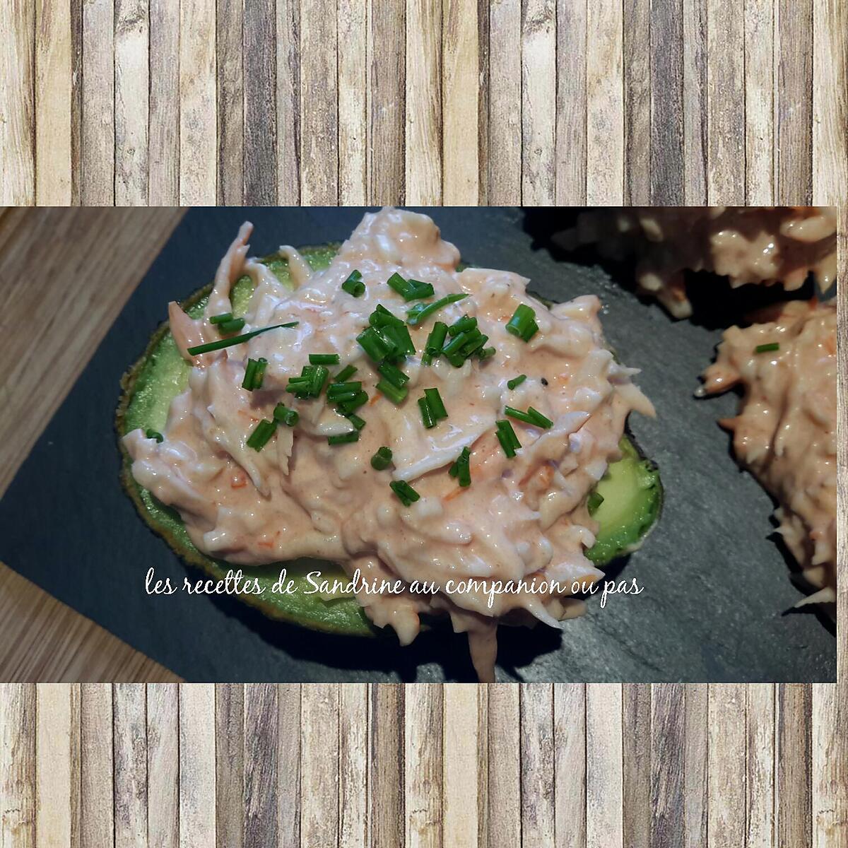 recette Avocat aux miettes de crabe et sa sauce cocktail