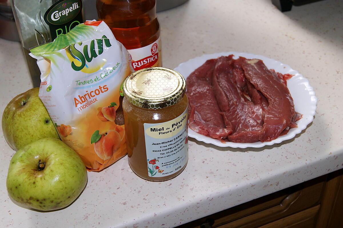 recette Aiguillettes de canard aux pommes et abricots