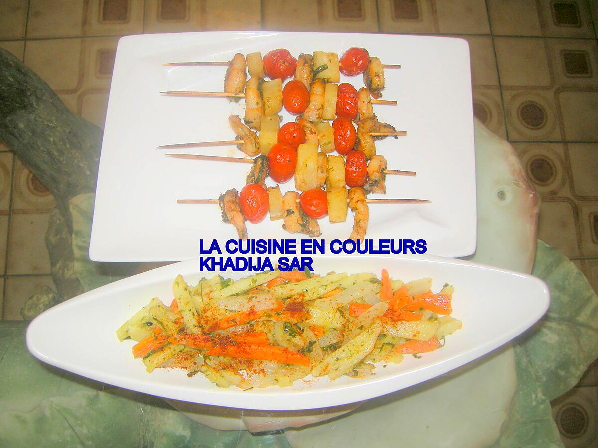 recette Brochettes de crevettes-ananas-tomates cerises/jardiniére de légumes