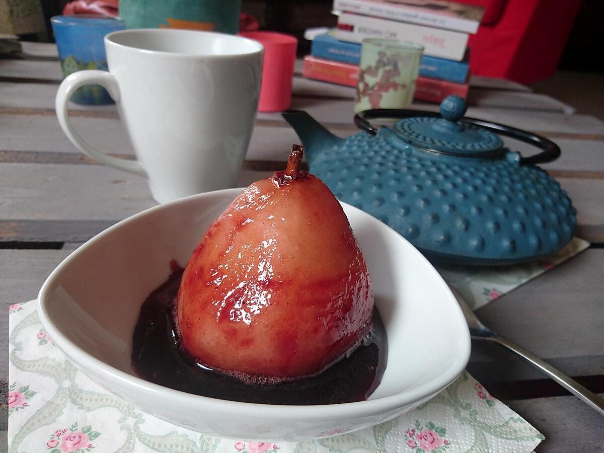 recette Poire au vin rouge épicé