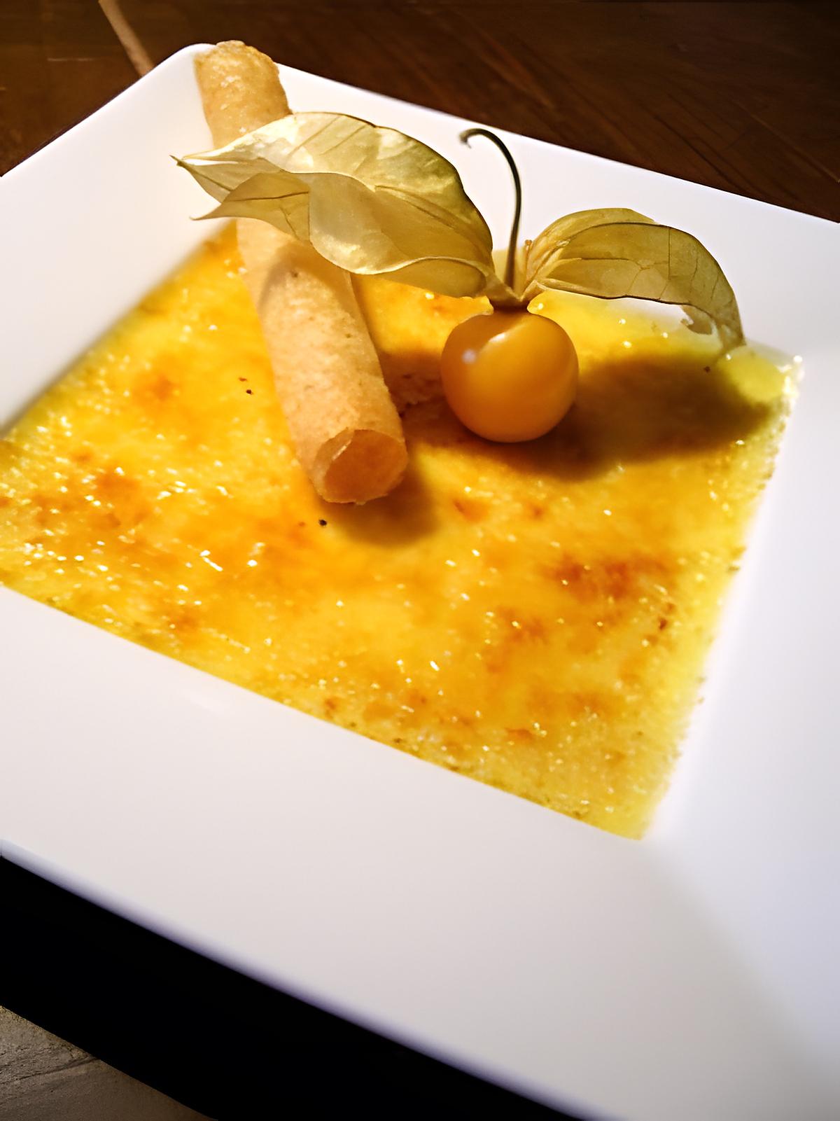 recette Crème brûlée au jasmin et cigarette croustillante...