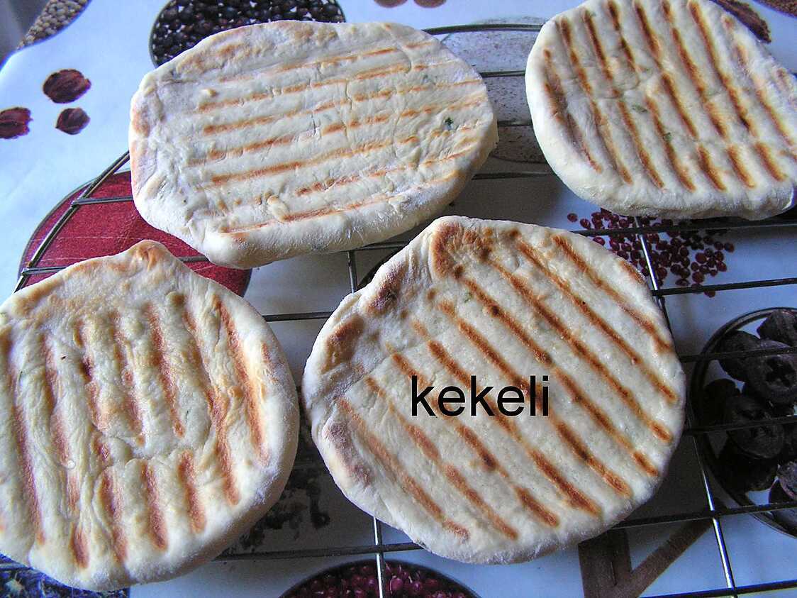 Recette de Flatbread au basilic façon Jamie Oliver