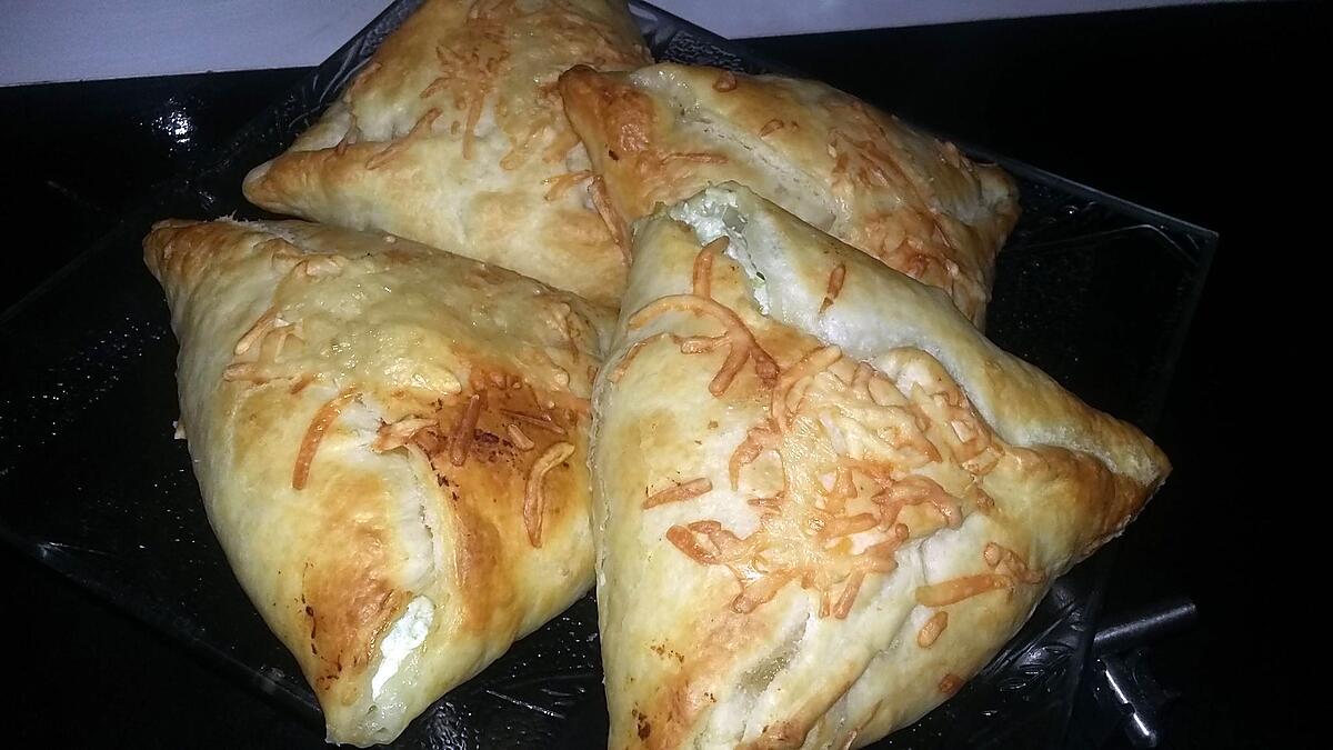 recette Triangles feuilletés courgettes ricotta jambon chèvre