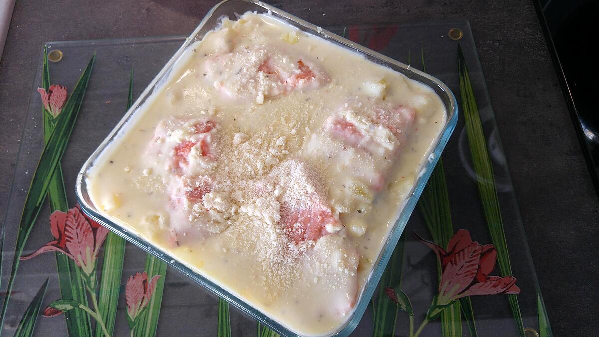 recette Saumon frais sur ces pommes de terre à la béchamel