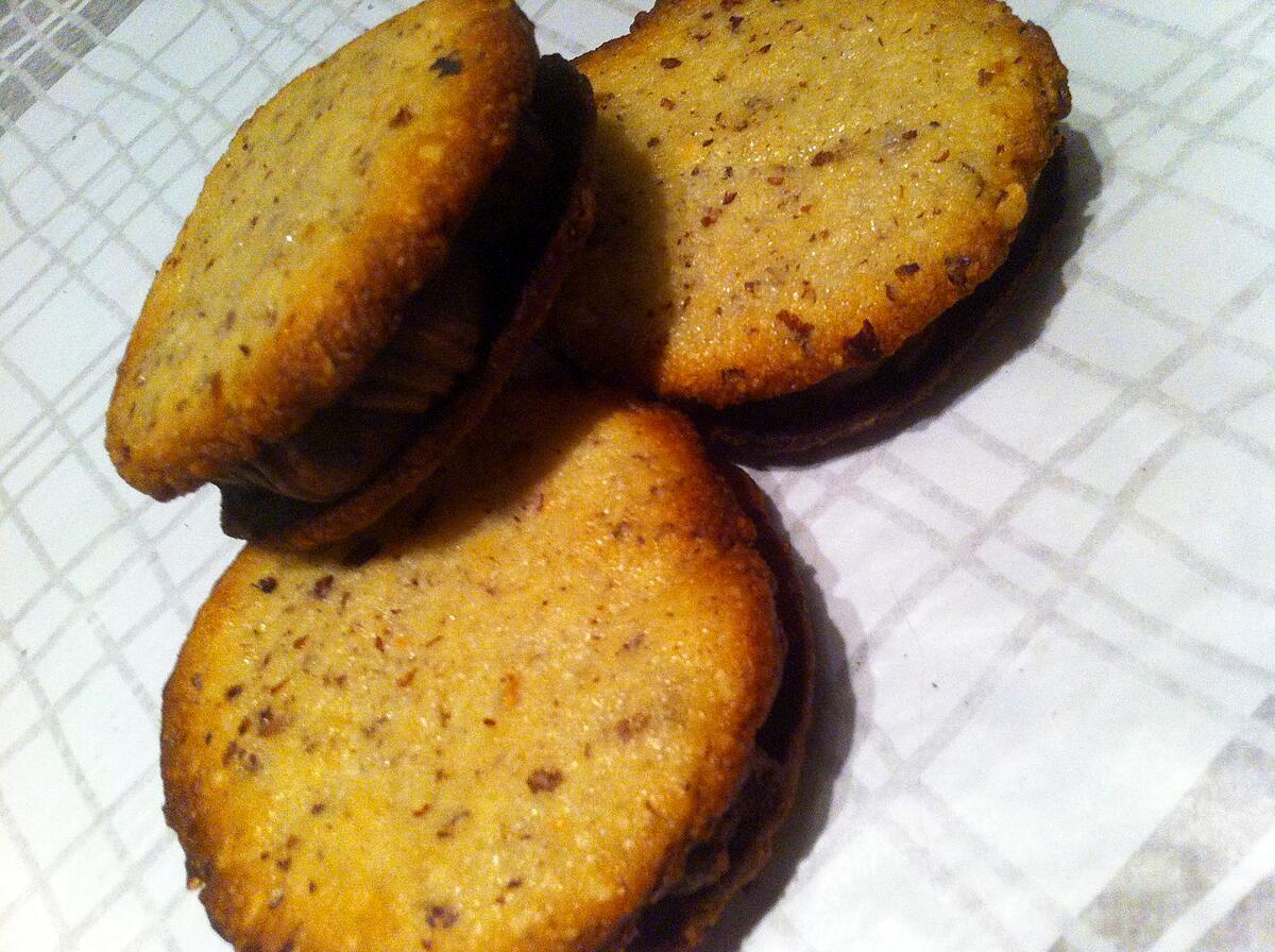 recette Sablés croquants noisettes et chocolat (sans oeufs)