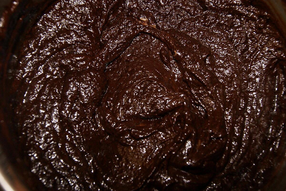 recette Gâteau moelleux de poires et ganache au chocolat noir