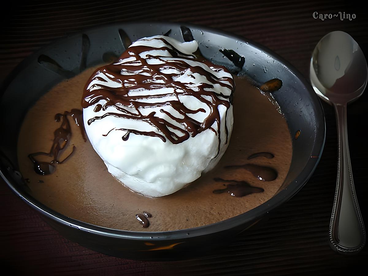 recette Iles flottantes sur Crème Anglaise au chocolat noir selon Trish Deseine