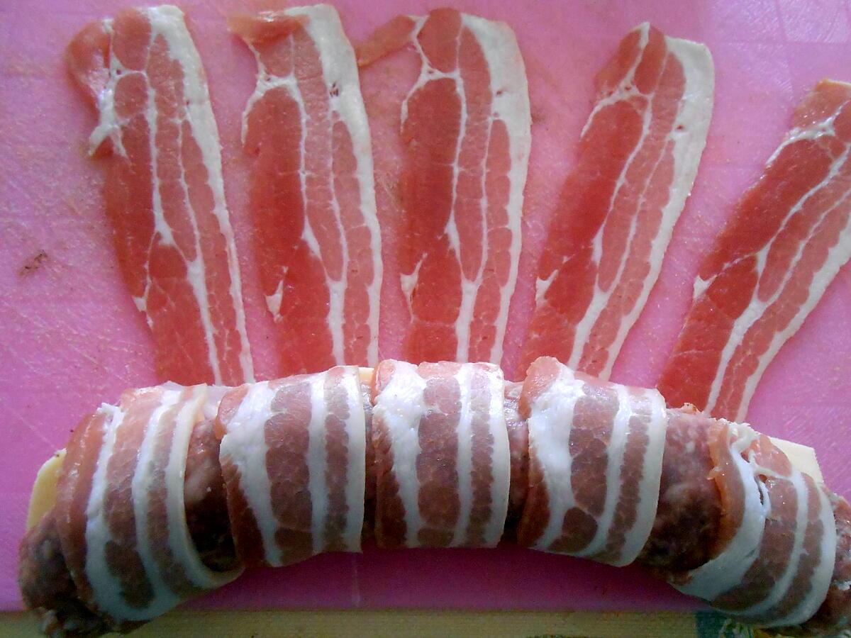 recette SAUCISSE DE TOULOUSE FARCIE AU JAMBON FROMAGE