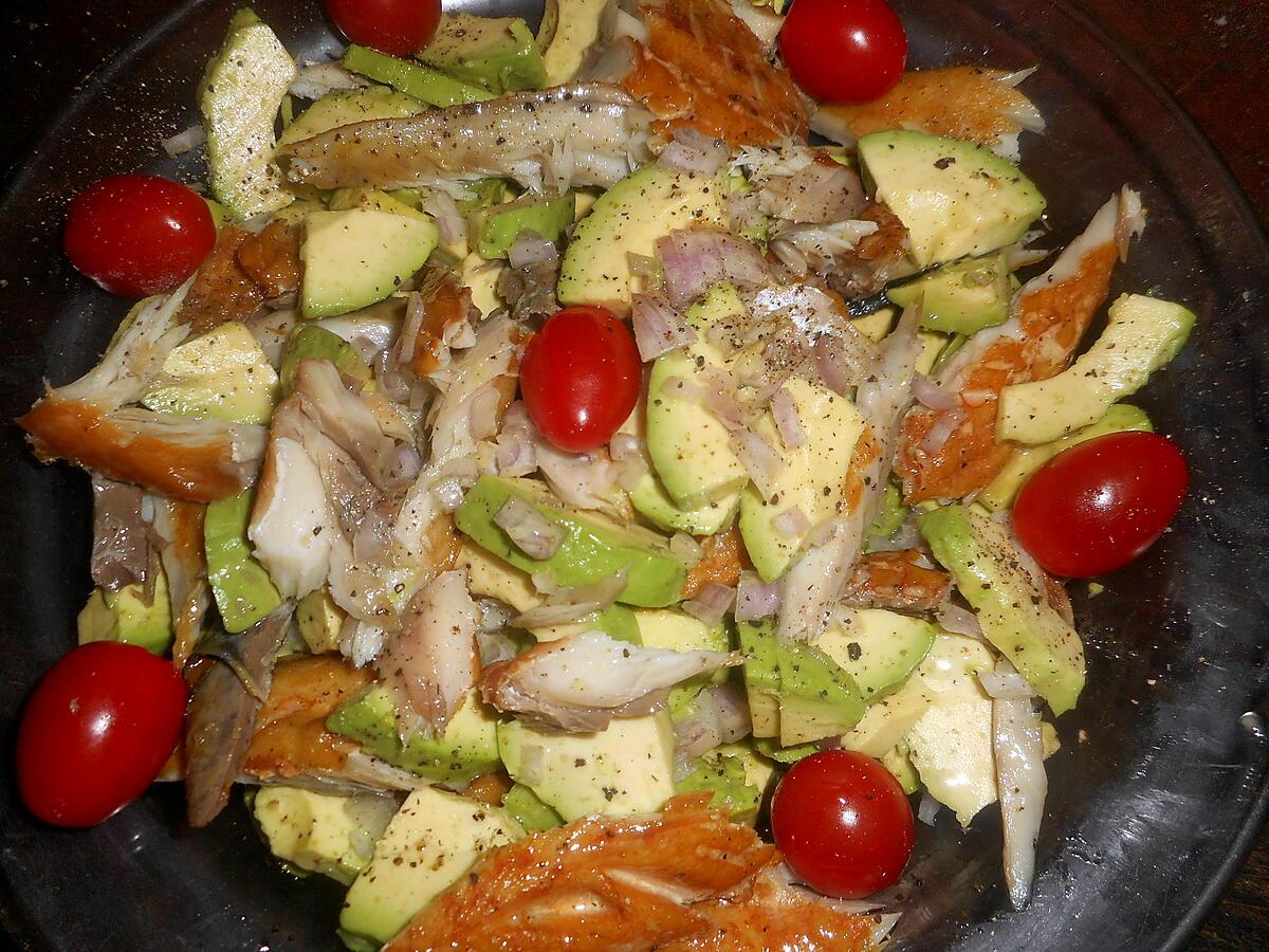 recette Salade d avocat aux maquereaux fumés