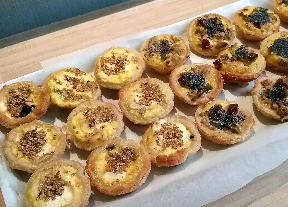 recette Mini quiche apero chevre pruneaux et thon olives