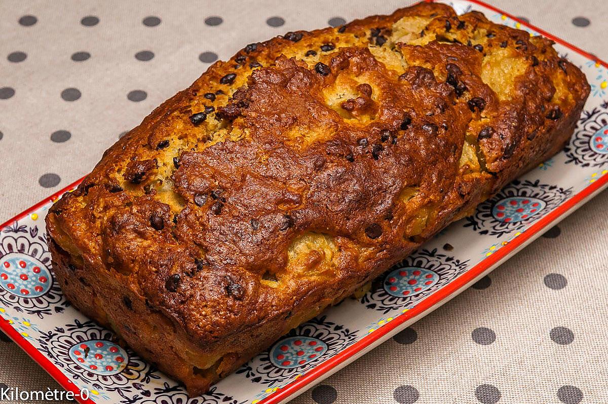 recette Cake farine de blé et semoule de maïs, poires et chocolat