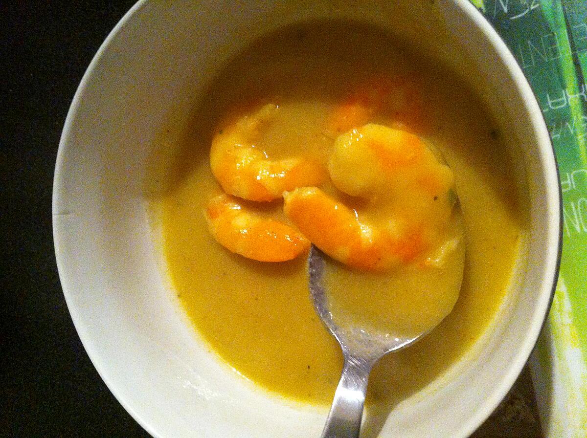 recette Crème de chou-fleur épicée aux crevettes "thermomix"