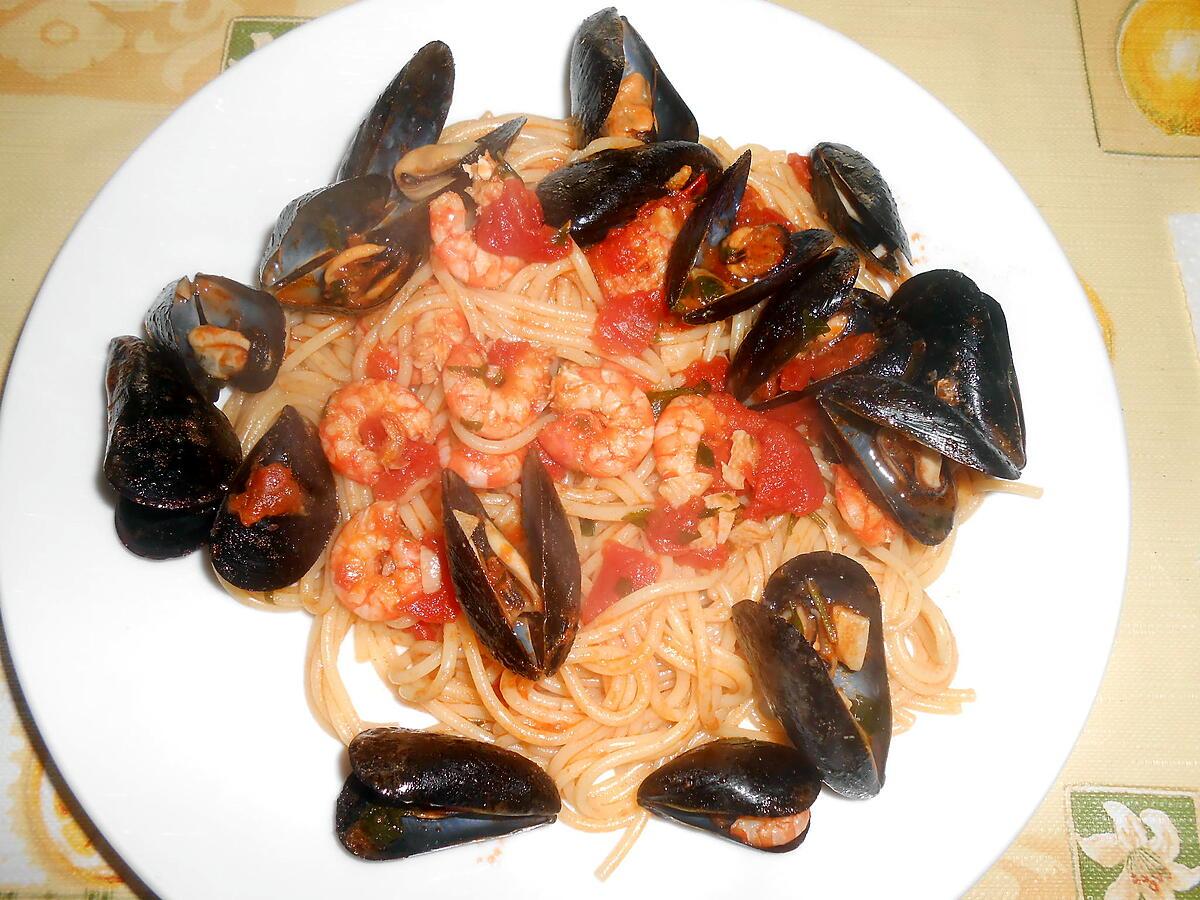 recette SPAGHETTI MOULES CREVETTES