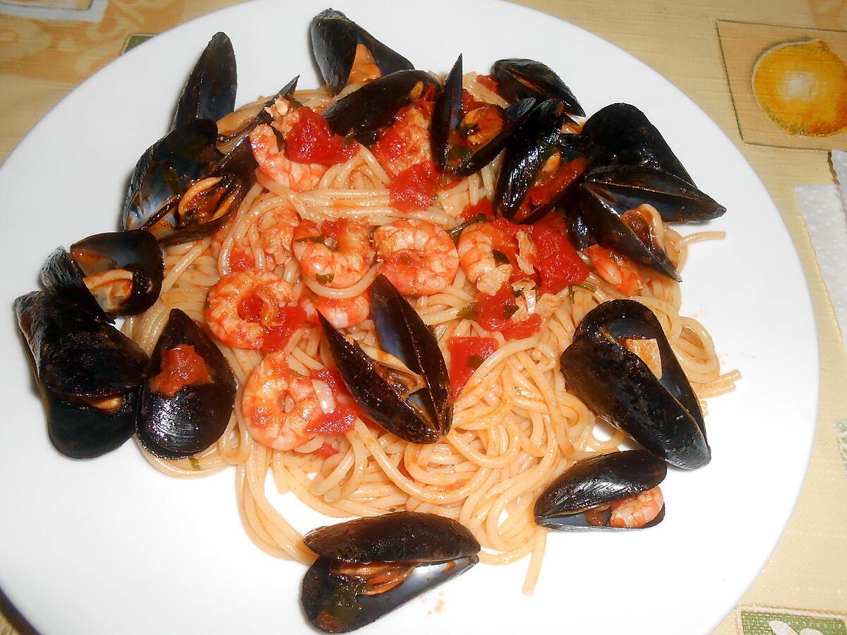 recette SPAGHETTI MOULES CREVETTES