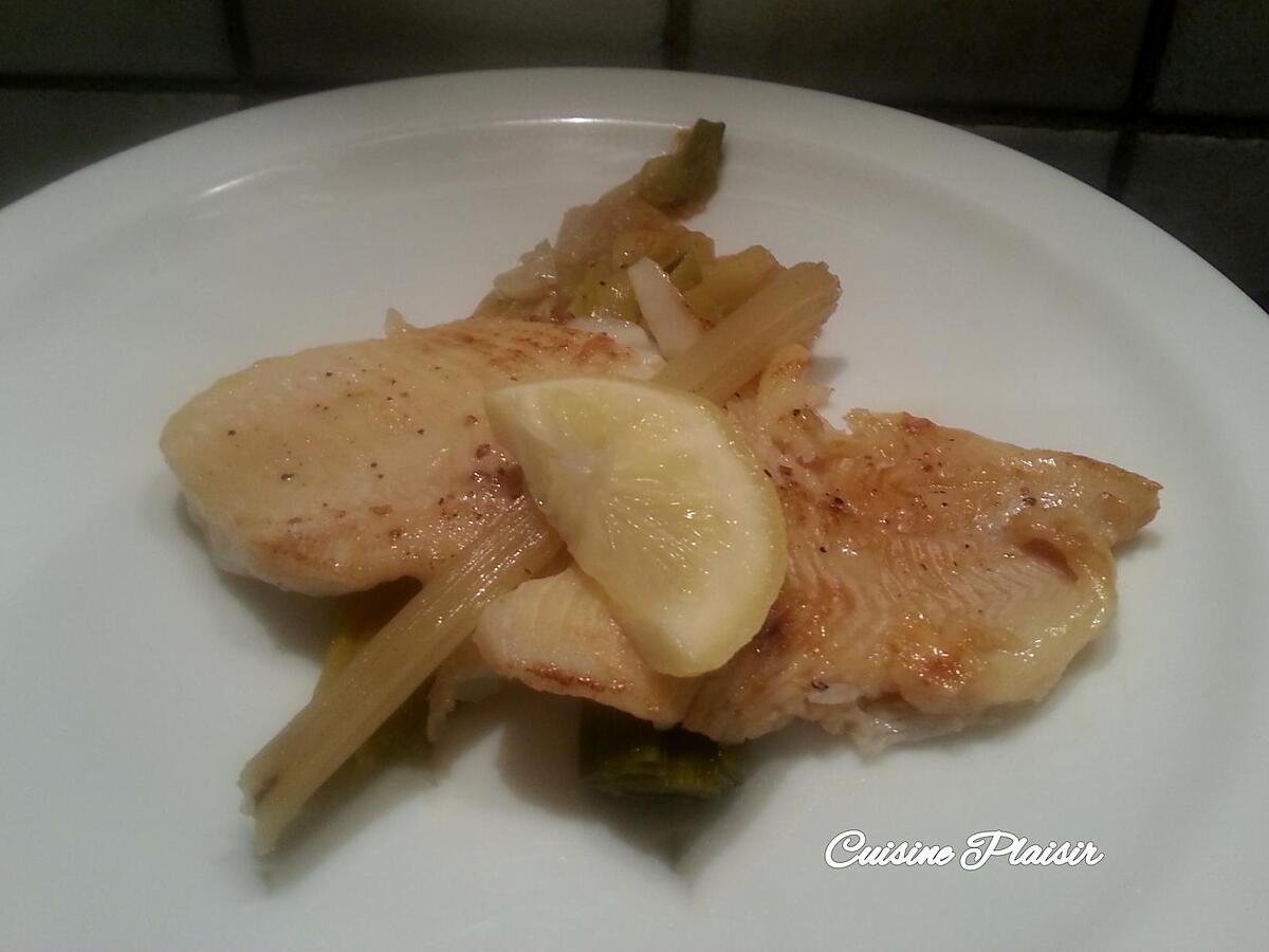 recette Filets de poisson blanc sur lit de poireaux