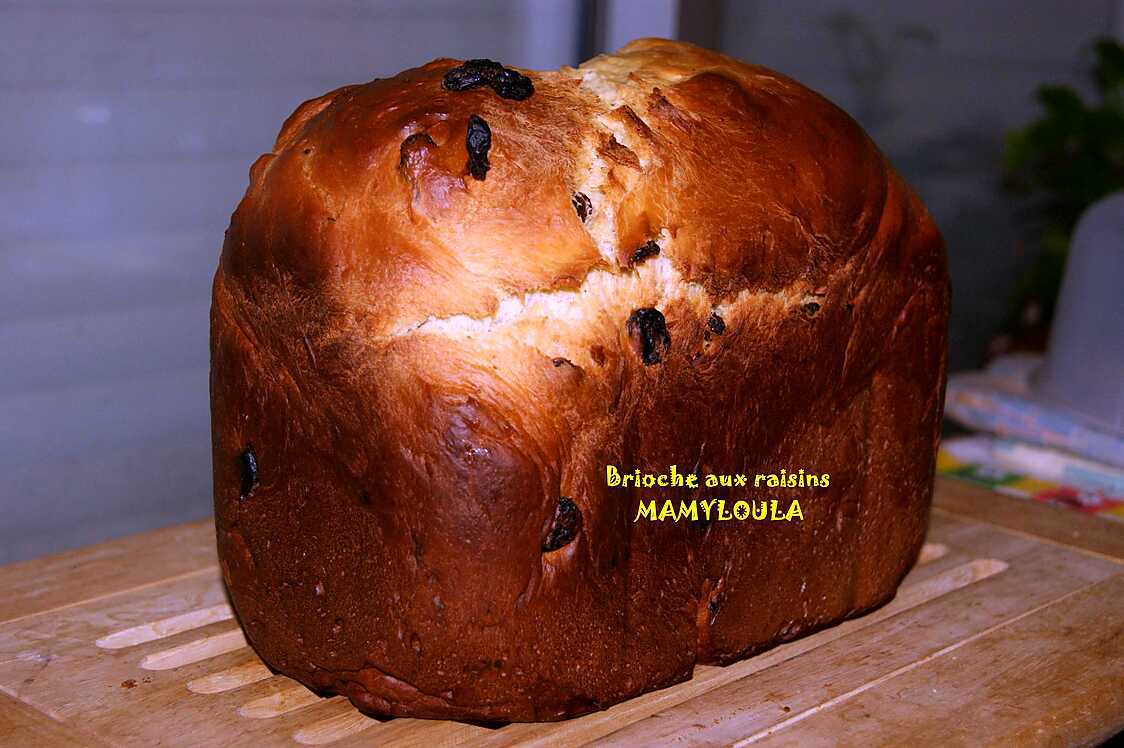 Pain brioché aux raisins secs et au rhum (ou sans rhum)
