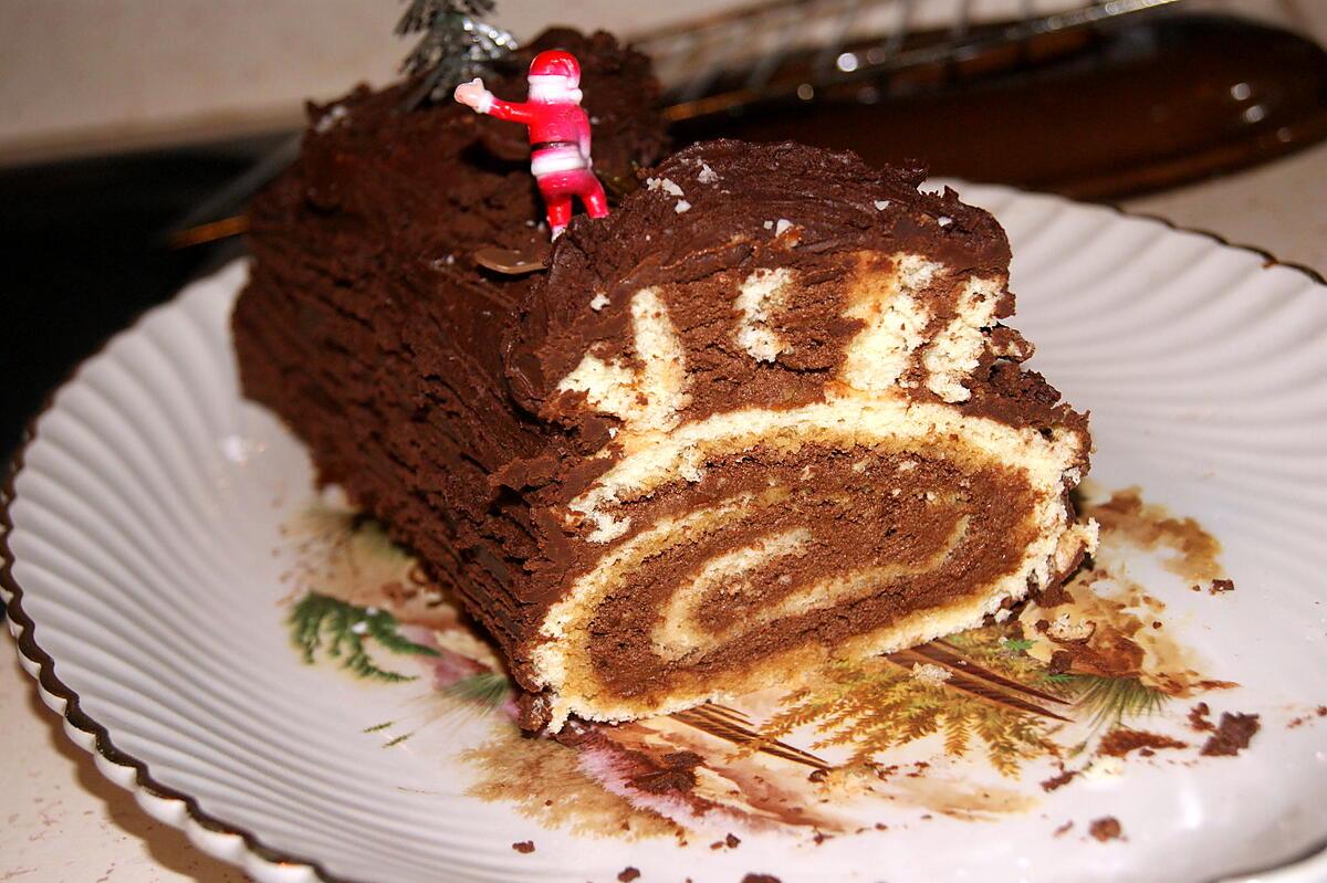 recette Bûche à la mousse au chocolat/écorces de clémentines confites et crème de caramel beurre salé