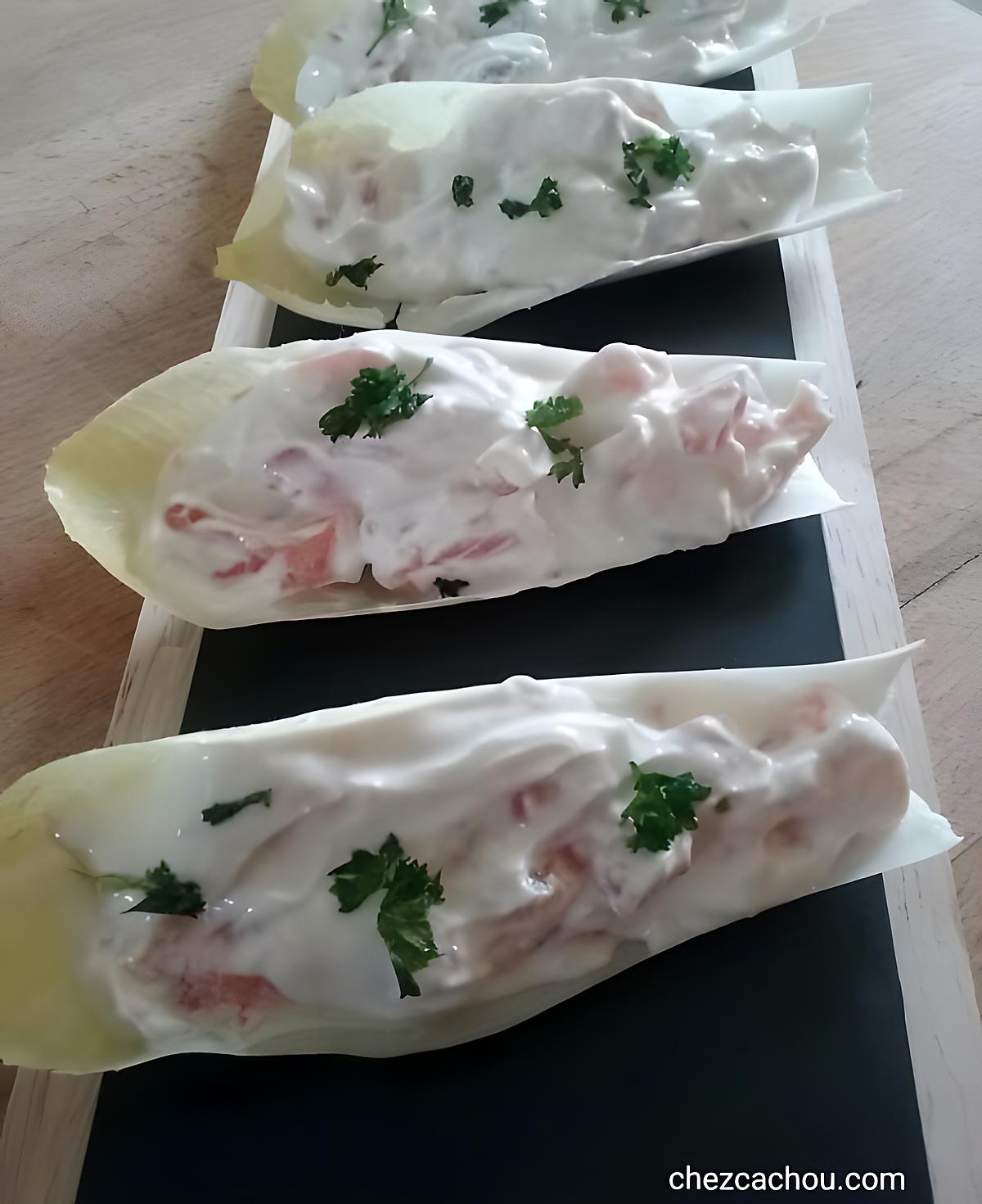 recette Feuilles d'endives au saumon fumé