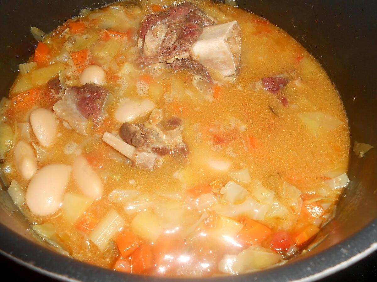 recette SOUPE A LA CORSE AU "PRISUTTU" (jambon sec)