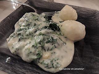 recette Épinards à la béchamel allégée et oeufs durs