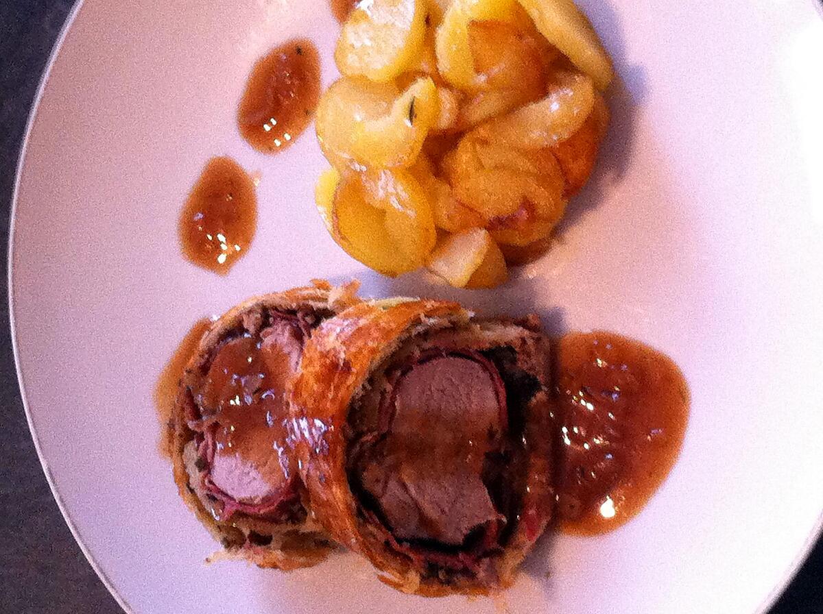 recette Filet mignon en croûte de noix feuilletée sauce porto