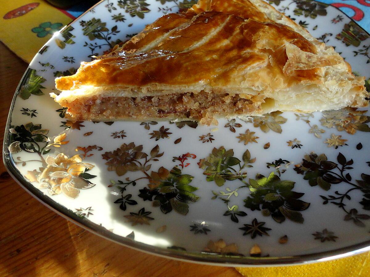 recette galette frangipane noix /noisette / chocolat blanc/chocolat noir