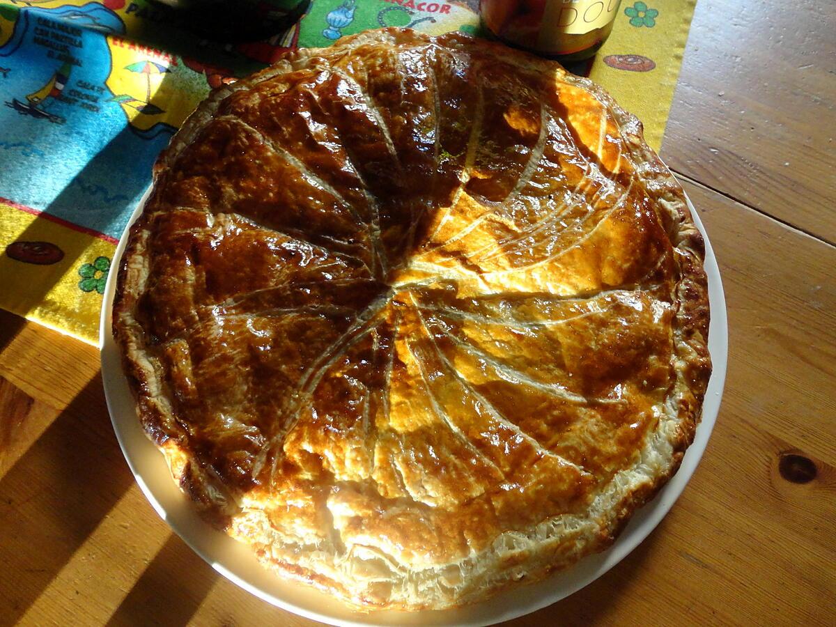 recette galette frangipane noix /noisette / chocolat blanc/chocolat noir