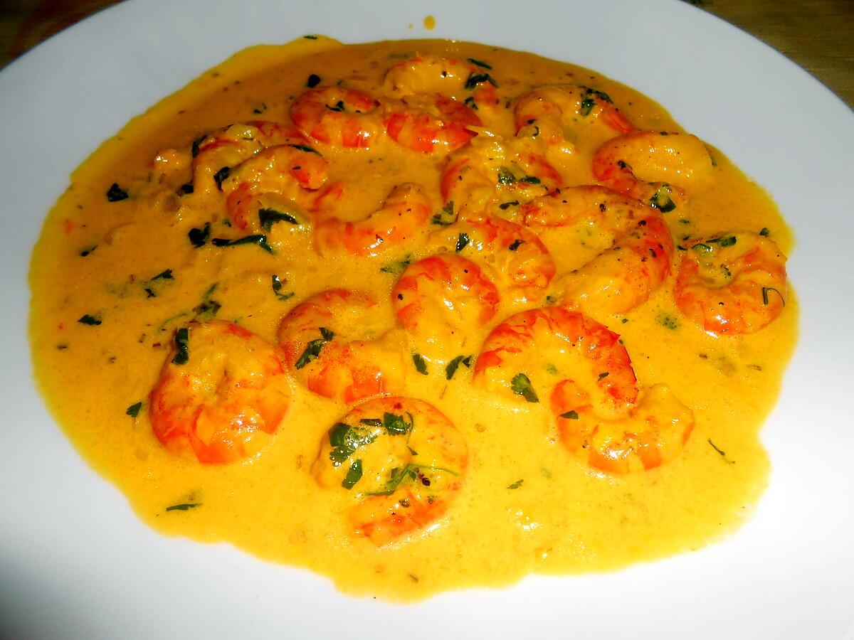 recette CREVETTES SAUCE CREME SAFRANEE