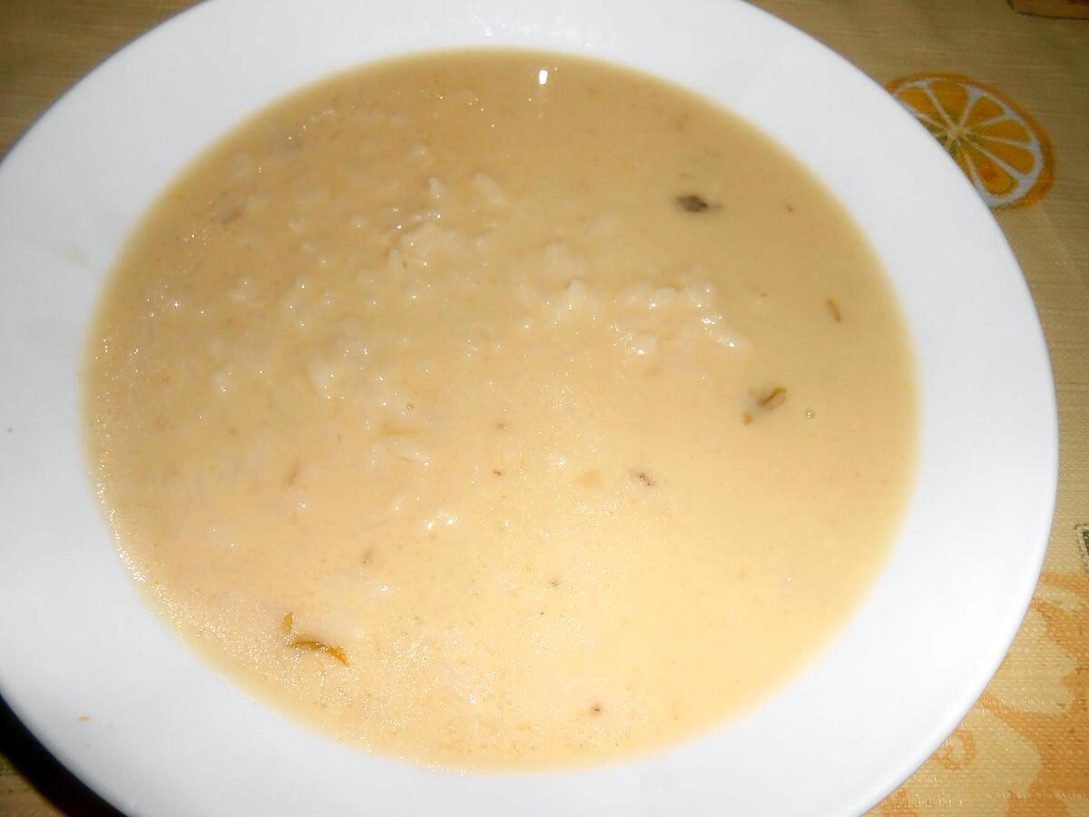 recette RIZ AU BOUILLON OEUFS ET FROMAGE