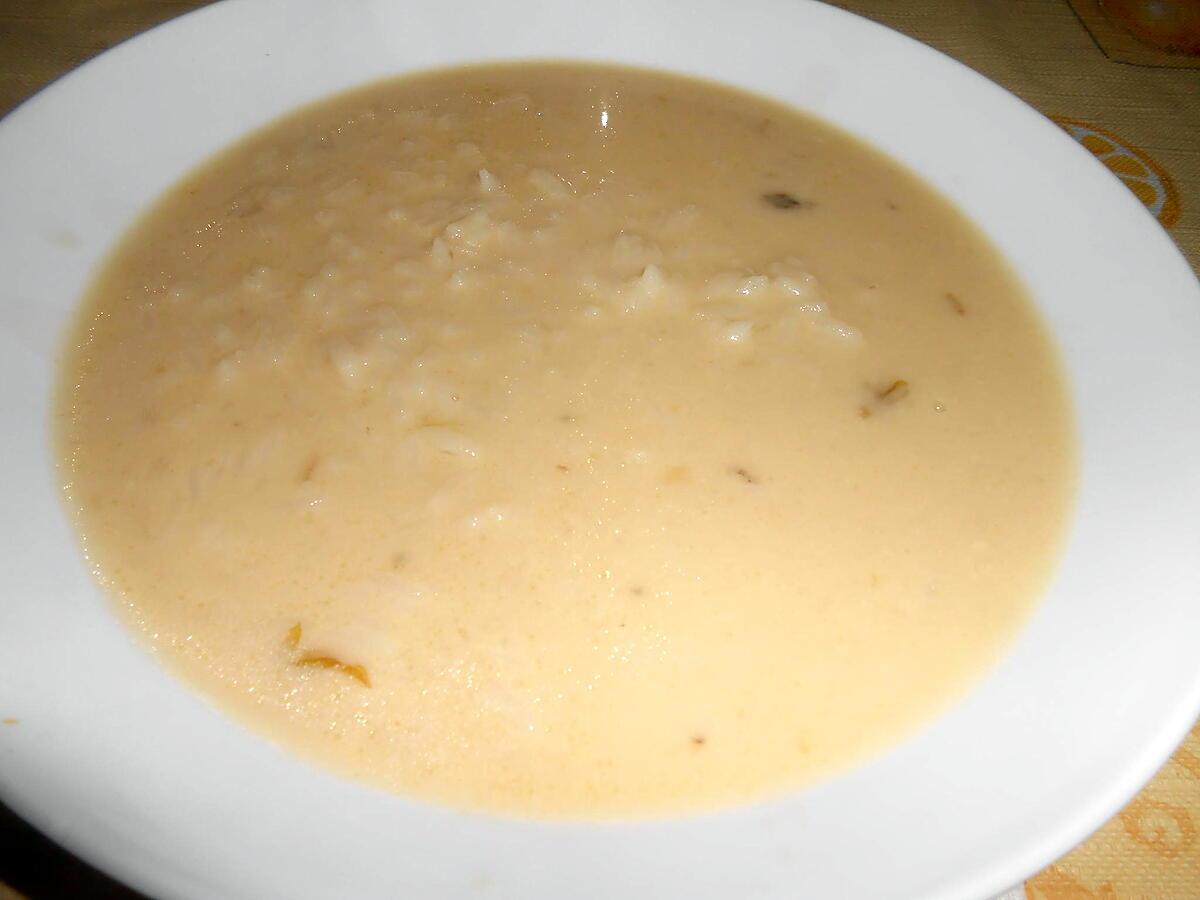 recette RIZ AU BOUILLON OEUFS ET FROMAGE