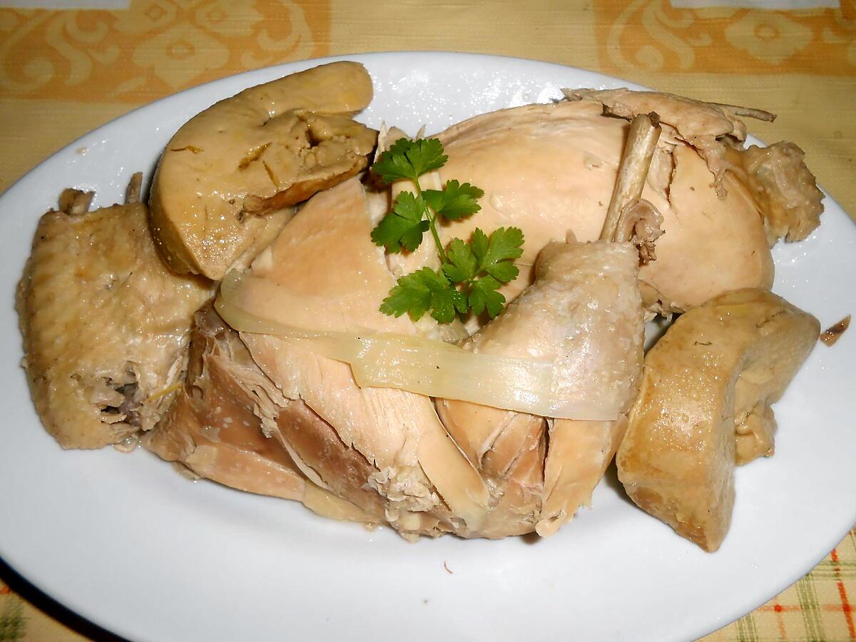 recette POULARDE EN POT AU FEU AU FOIE GRAS FRAIS