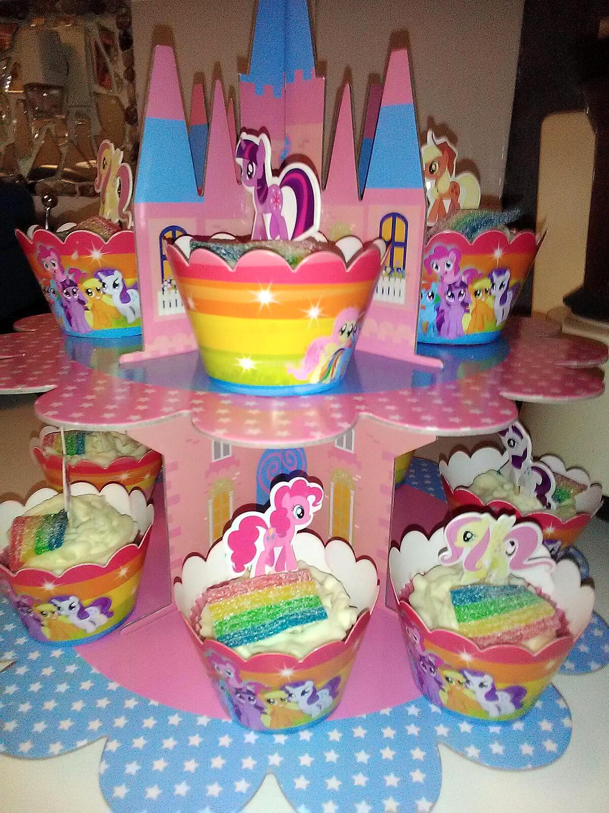 recette Château My little pony cupcakes framboise arc en ciel