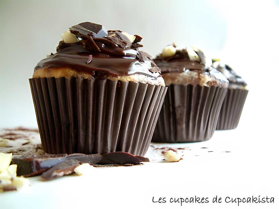 Cupcakes Marbrés Duo de Chocolat Noir & Chocolat Blanc