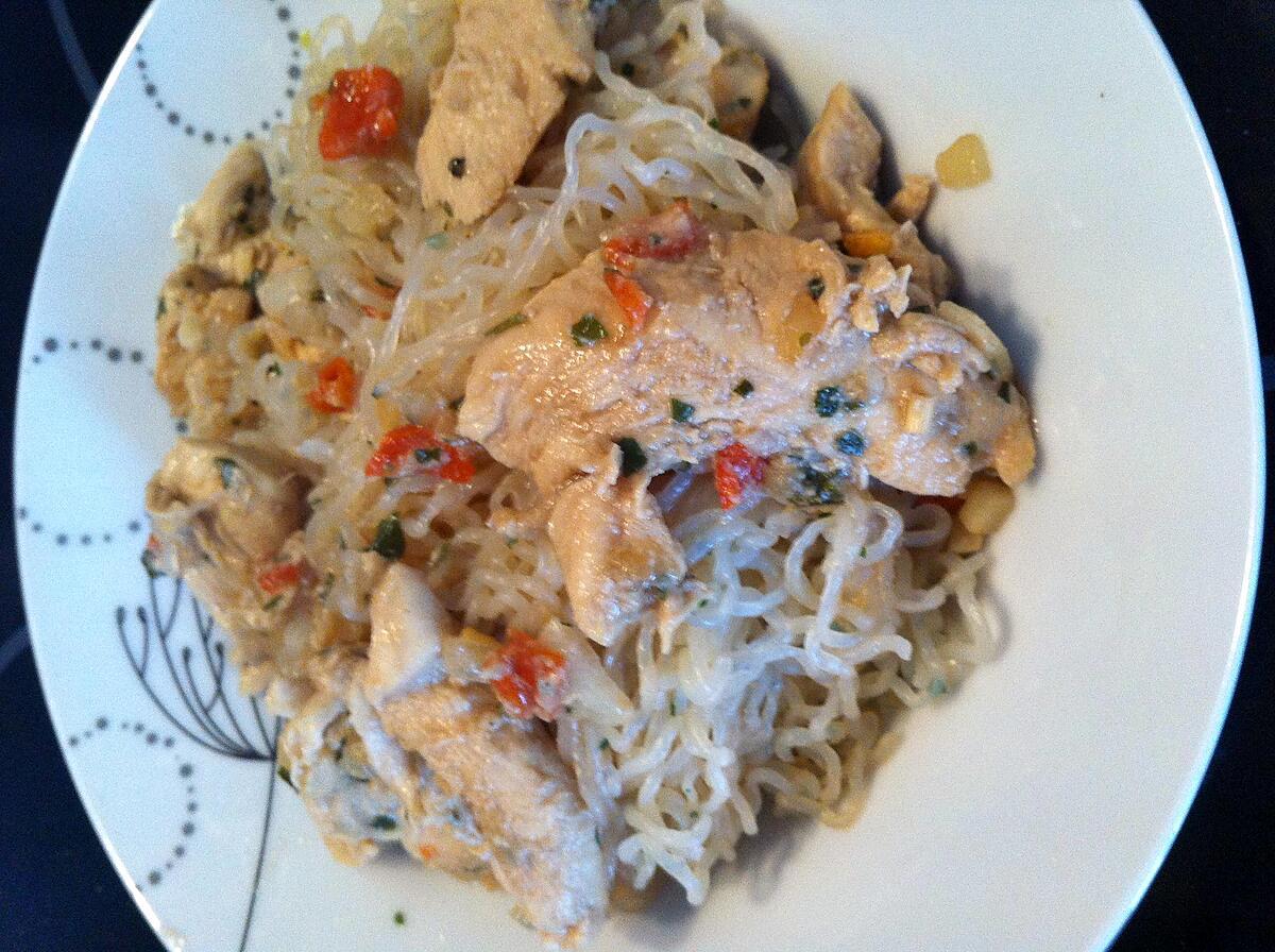 recette Aiguillettes de poulet thai aux vermicelles