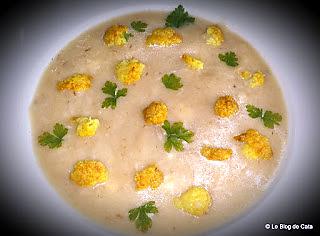 recette Chou-fleur entier rôti au beurre à l'ail et aux épices