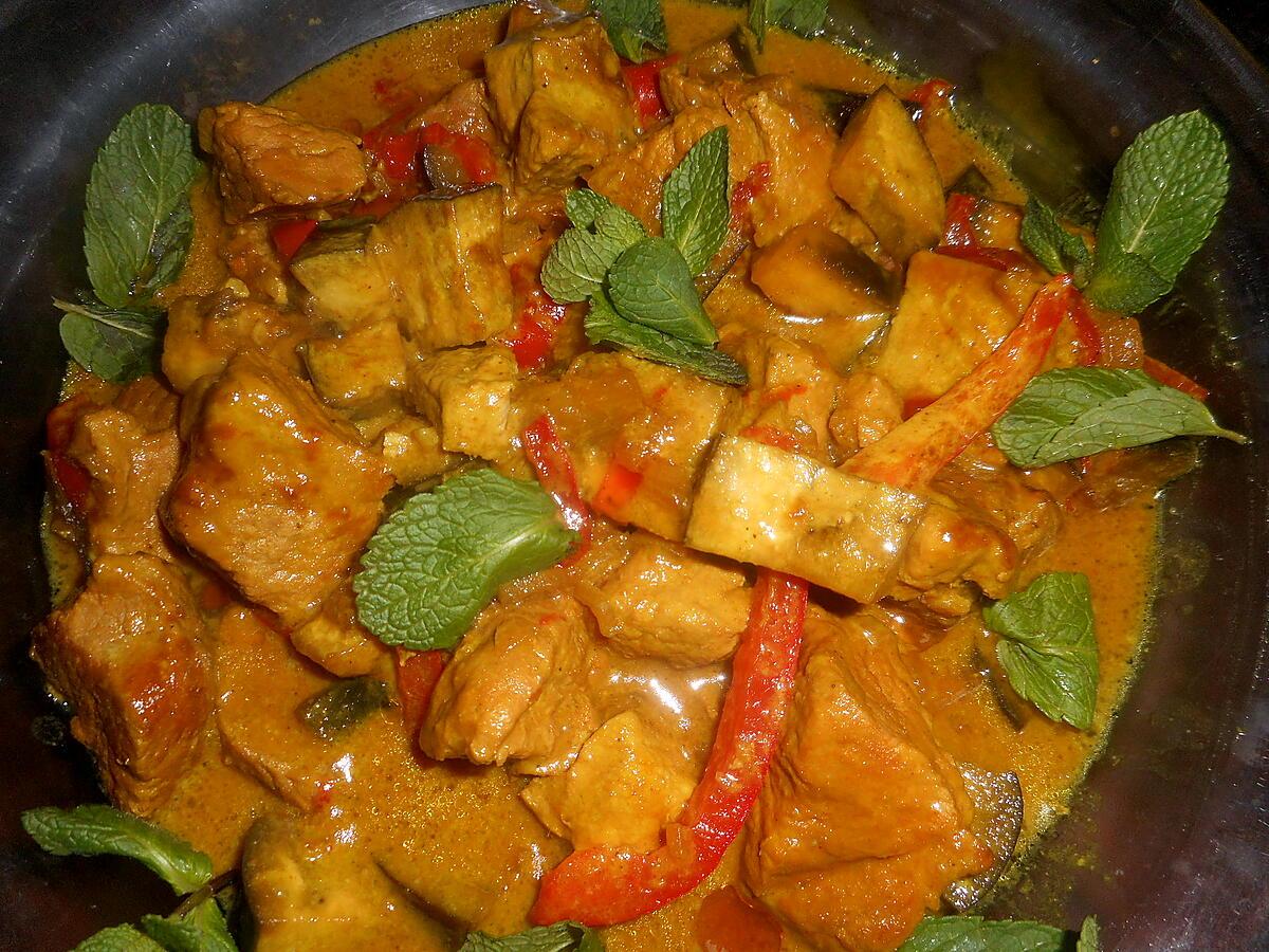 recette Sauté de porc au curry thai