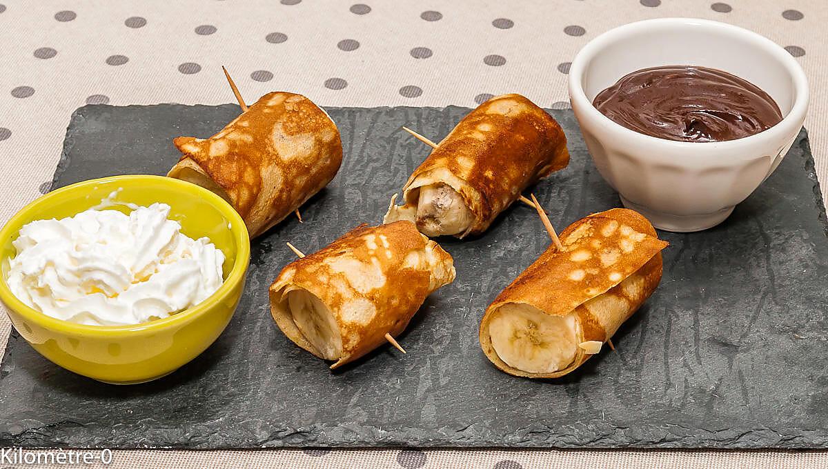 recette Crêpes fourrées aux bananes, sauce chocolat et chantilly