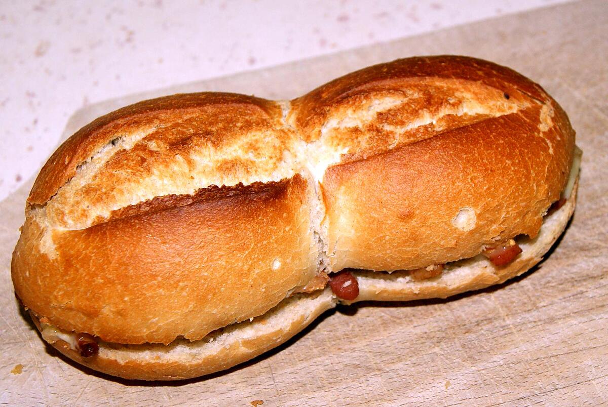 recette Pain au Maroilles et lardons fumés