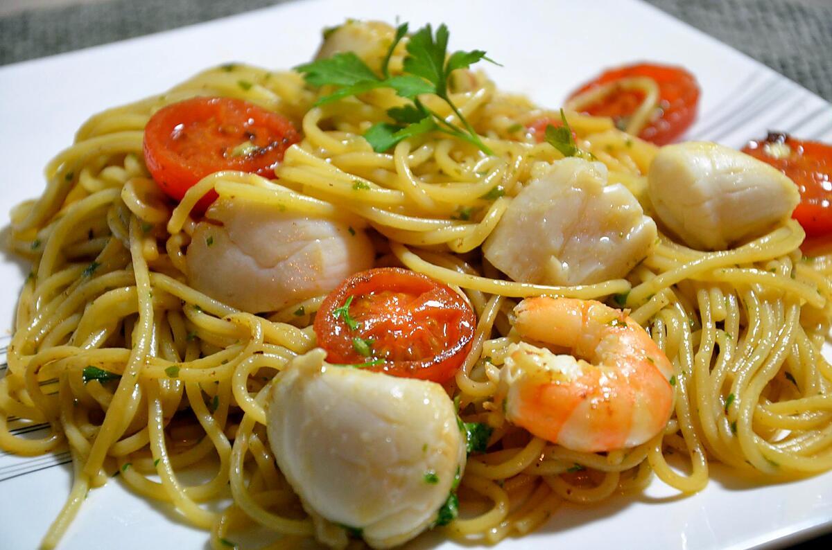 recette Spaghetti aux noix de St Jacques et crevettes