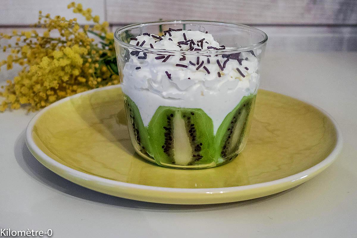 recette Verrine de kiwis au fromage frais et chantilly